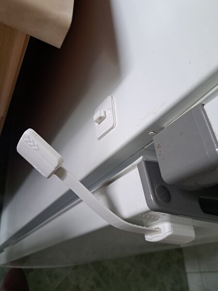 Combina frigorifica 1 bucata,