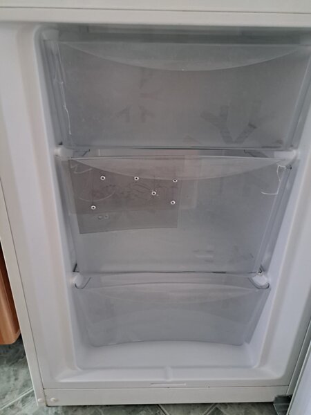 Combina frigorifica 1 bucata,