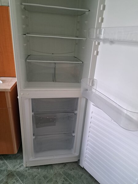 Combina frigorifica 1 bucata,